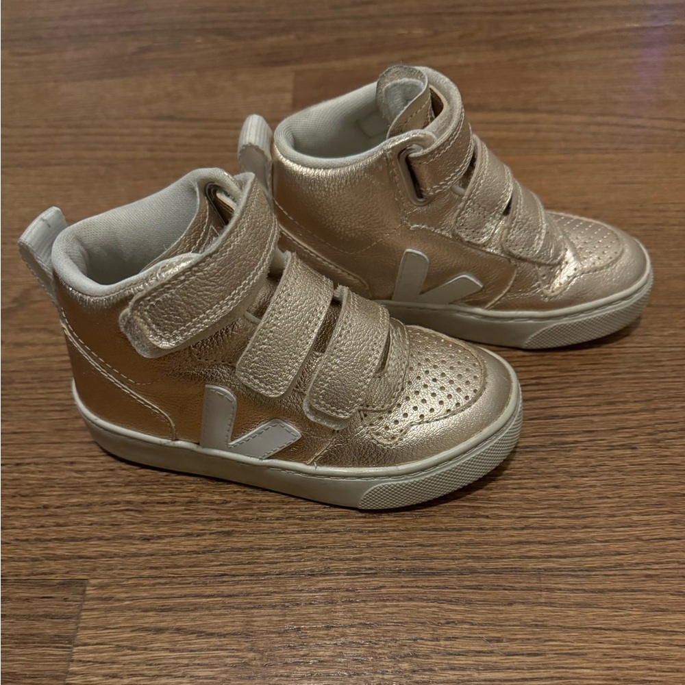 Veja V-10 Mid ChromeFree Leather Girls' Trainers - Gold